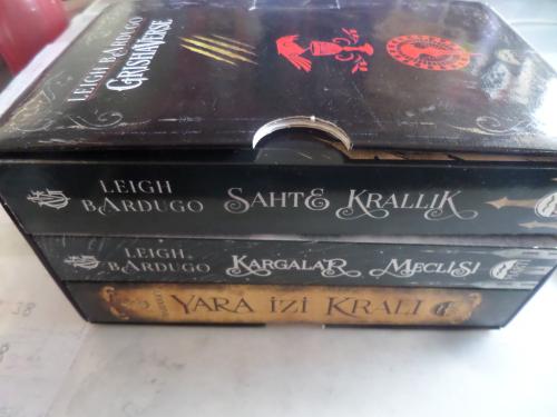 Grishaverse Serisi 3 Kitap Takım ( Kutulu) Leigh Bardugo