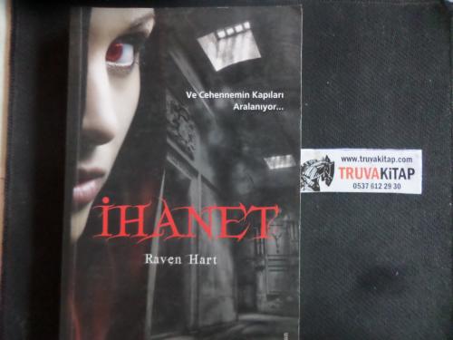 İhanet Raven Hart